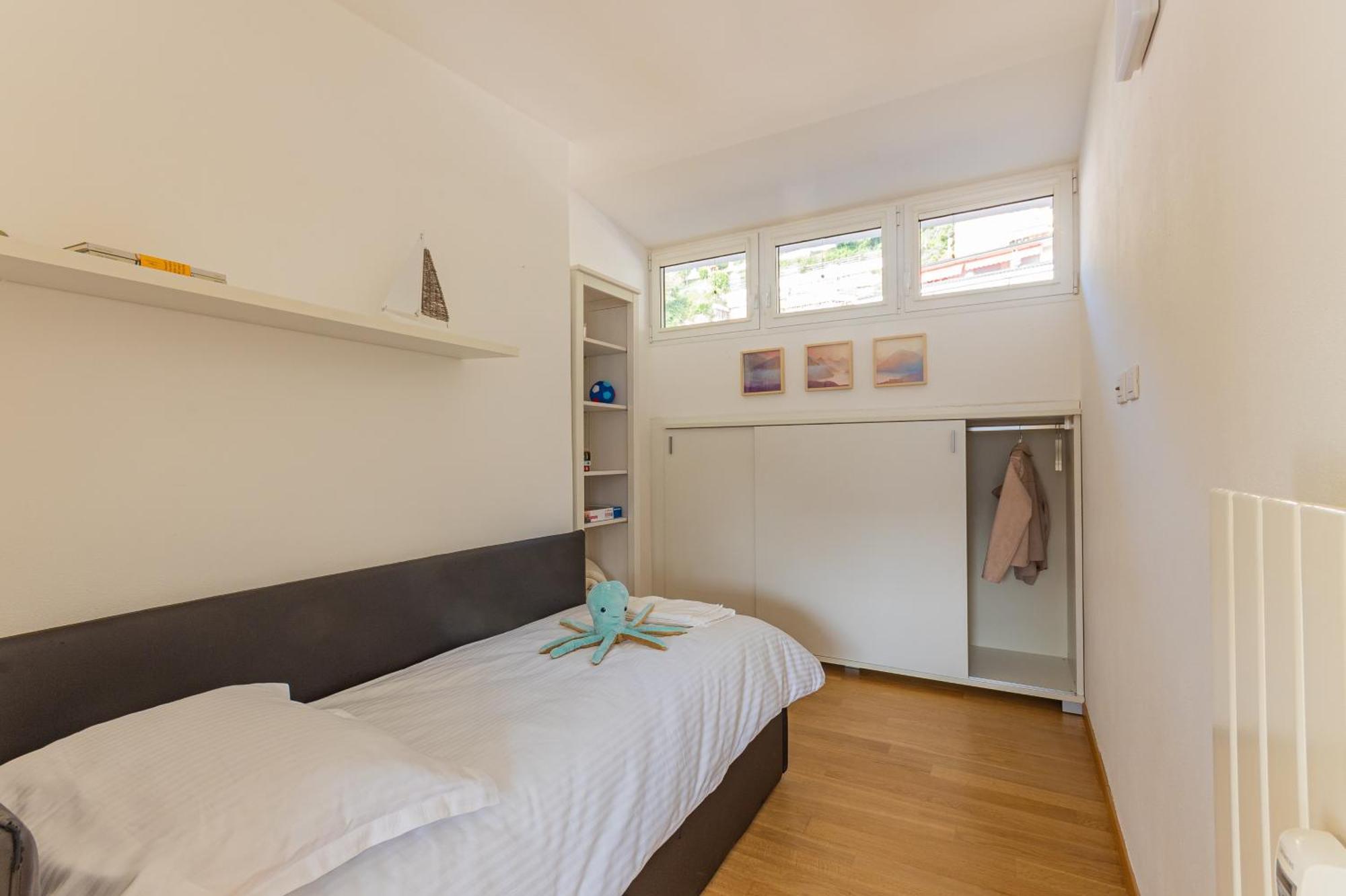 Casa Madlen - Bright Attic With Marvelous View Appartement Campione dʼItalia Buitenkant foto